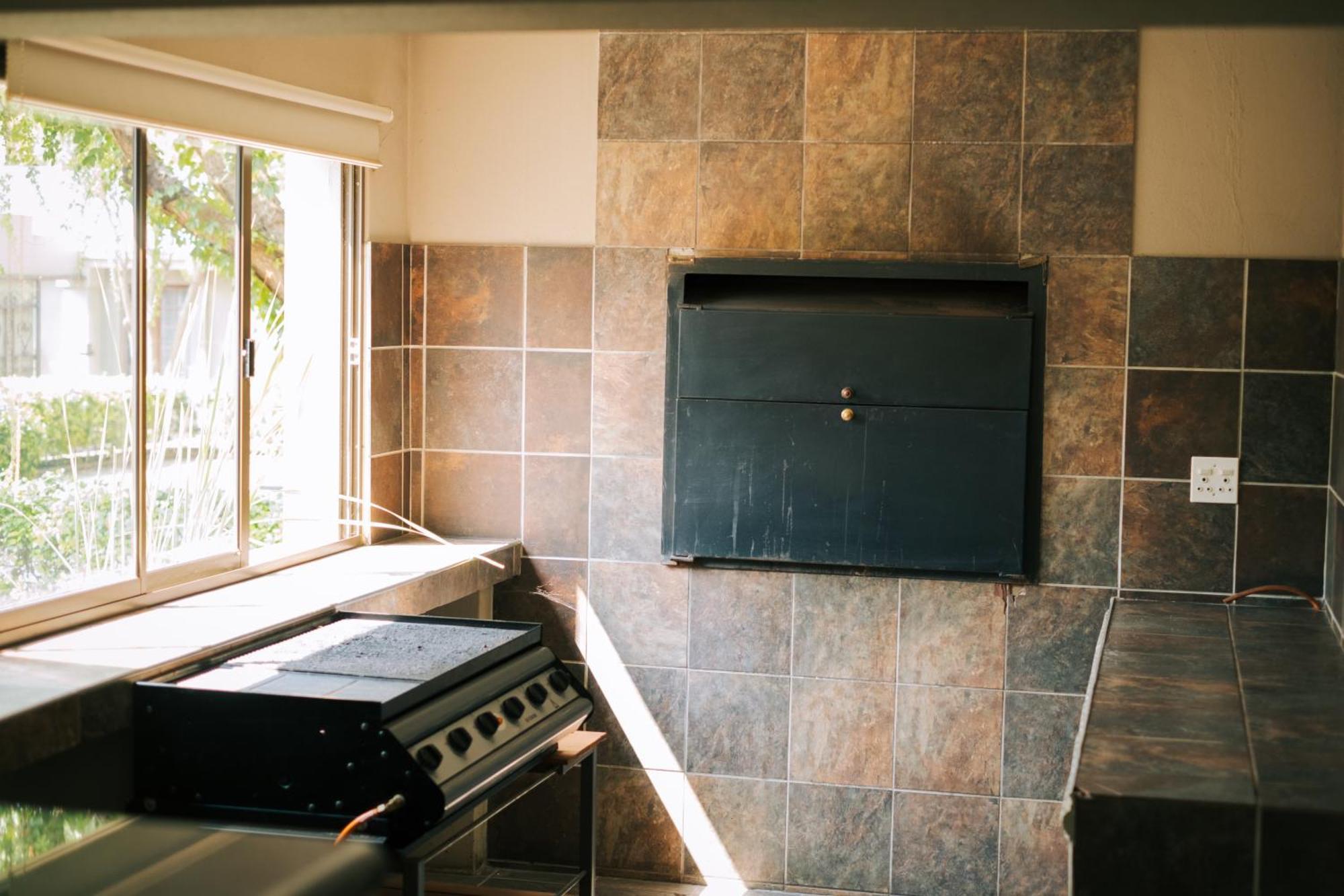Villa Brocant Guest House Vryburg Exterior photo