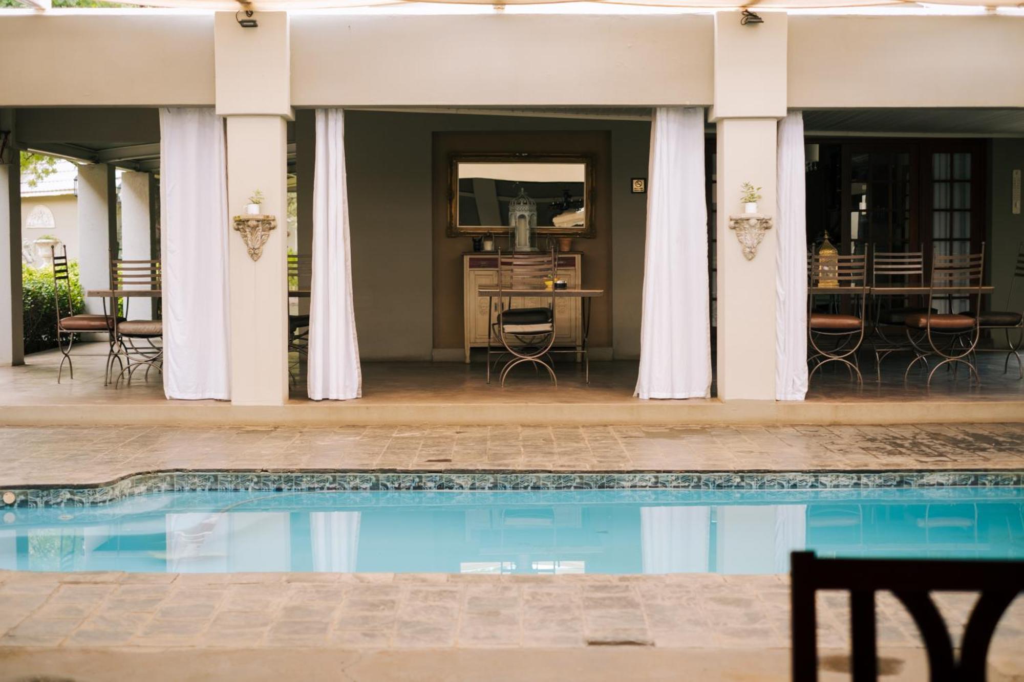 Villa Brocant Guest House Vryburg Exterior photo
