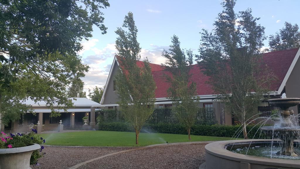 Villa Brocant Guest House Vryburg Exterior photo