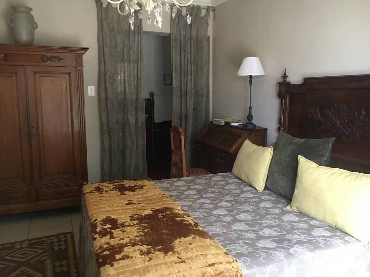 Villa Brocant Guest House Vryburg Exterior photo